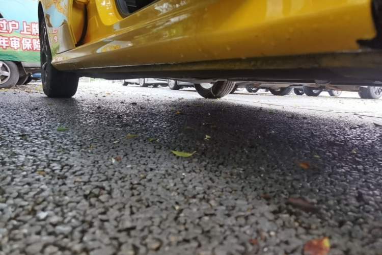 Used MG 5 2022 180 DVVT CVT Youth Luxury Edition Right Side Sill