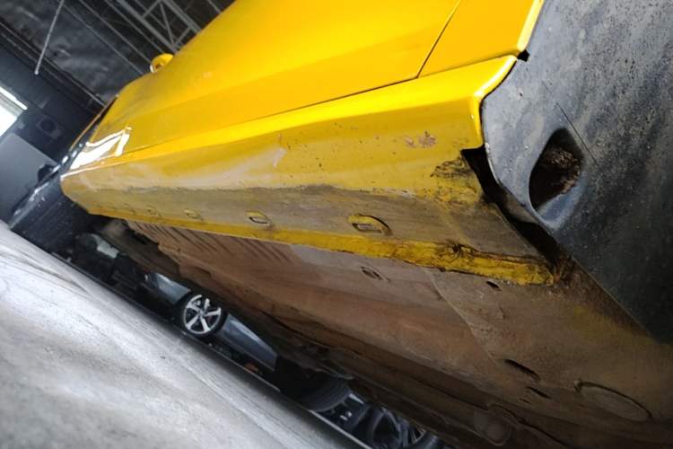 Used MG 5 2022 180 DVVT CVT Youth Luxury Edition Right Side Sill