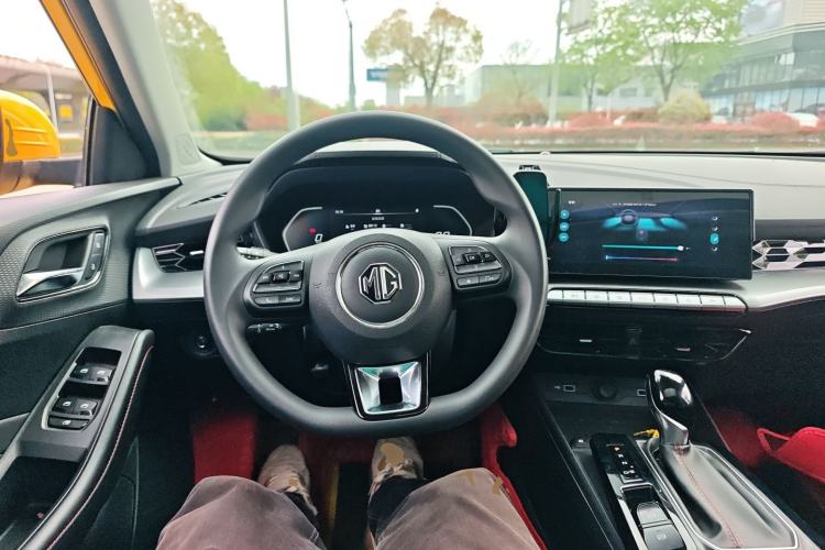 Used MG 5 2022 180 DVVT CVT Youth Luxury Edition Steering Wheel