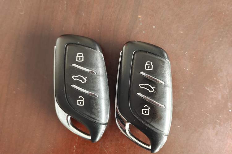 Used MG 5 2022 180 DVVT CVT Youth Luxury Edition Vehicle Key