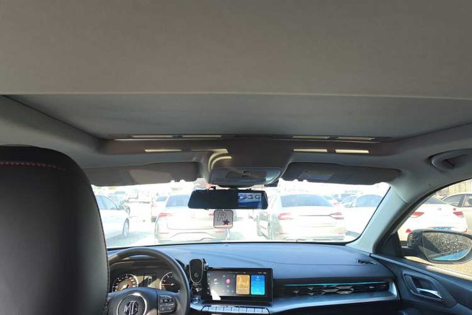 Used MG 5 2023 180 DVVT CVT Luxury Edition Headliner