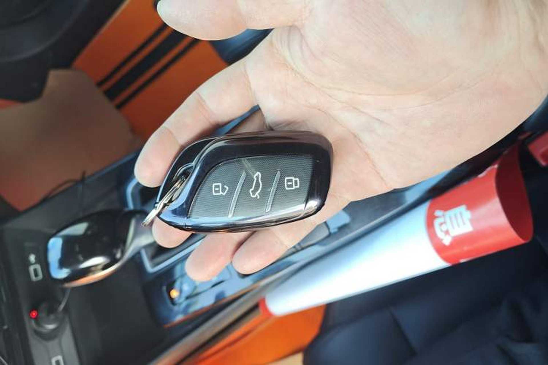 Used MG 5 2023 180 DVVT CVT Luxury Edition Vehicle Key