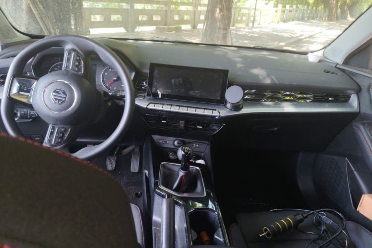 Used MG 5 2023 180 DVVT Manual Fashion Edition Center Console