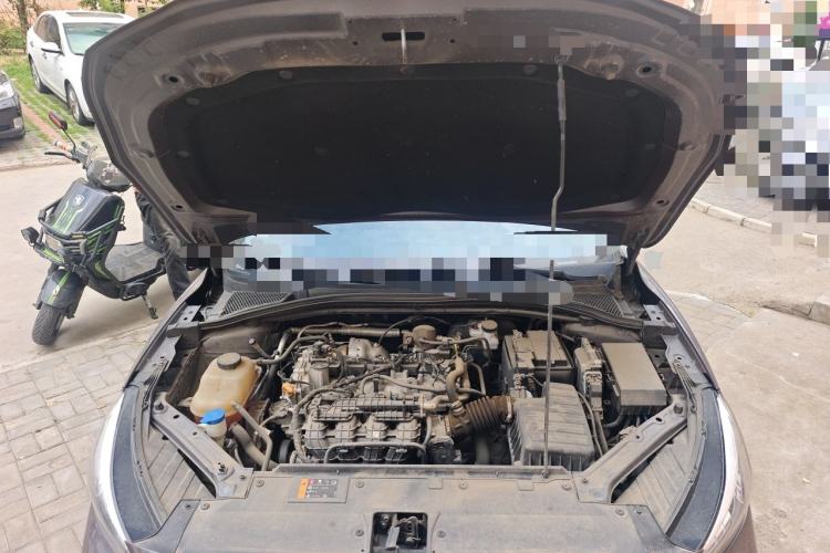 Used MG 5 2023 180 DVVT Manual Fashion Edition Engine Bay