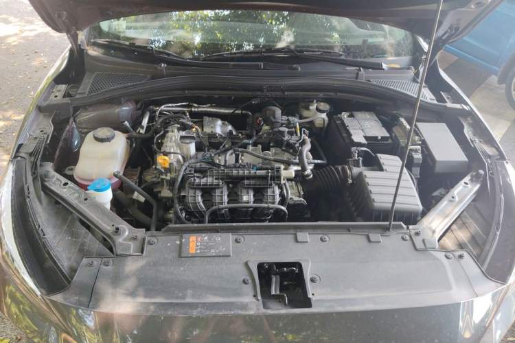 Used MG 5 2023 180 DVVT Manual Fashion Edition Engine Bay
