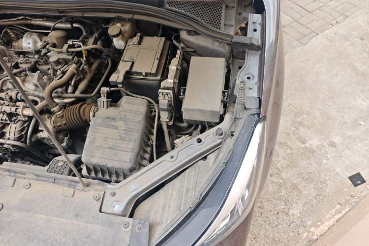 Used MG 5 2023 180 DVVT Manual Fashion Edition Engine Bay Left