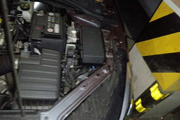 Used MG 5 2023 180 DVVT CVT Luxury Edition Engine Bay Left