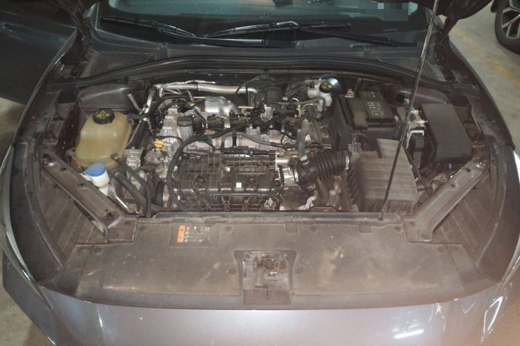 Used MG 5 2023 180 DVVT Manual Fashion Edition Engine Bay