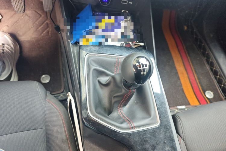 Used MG 5 2023 180 DVVT Manual Fashion Edition Gear Lever