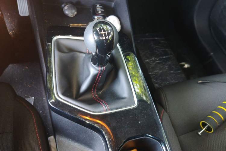 Used MG 5 2023 180 DVVT Manual Fashion Edition Gear Lever