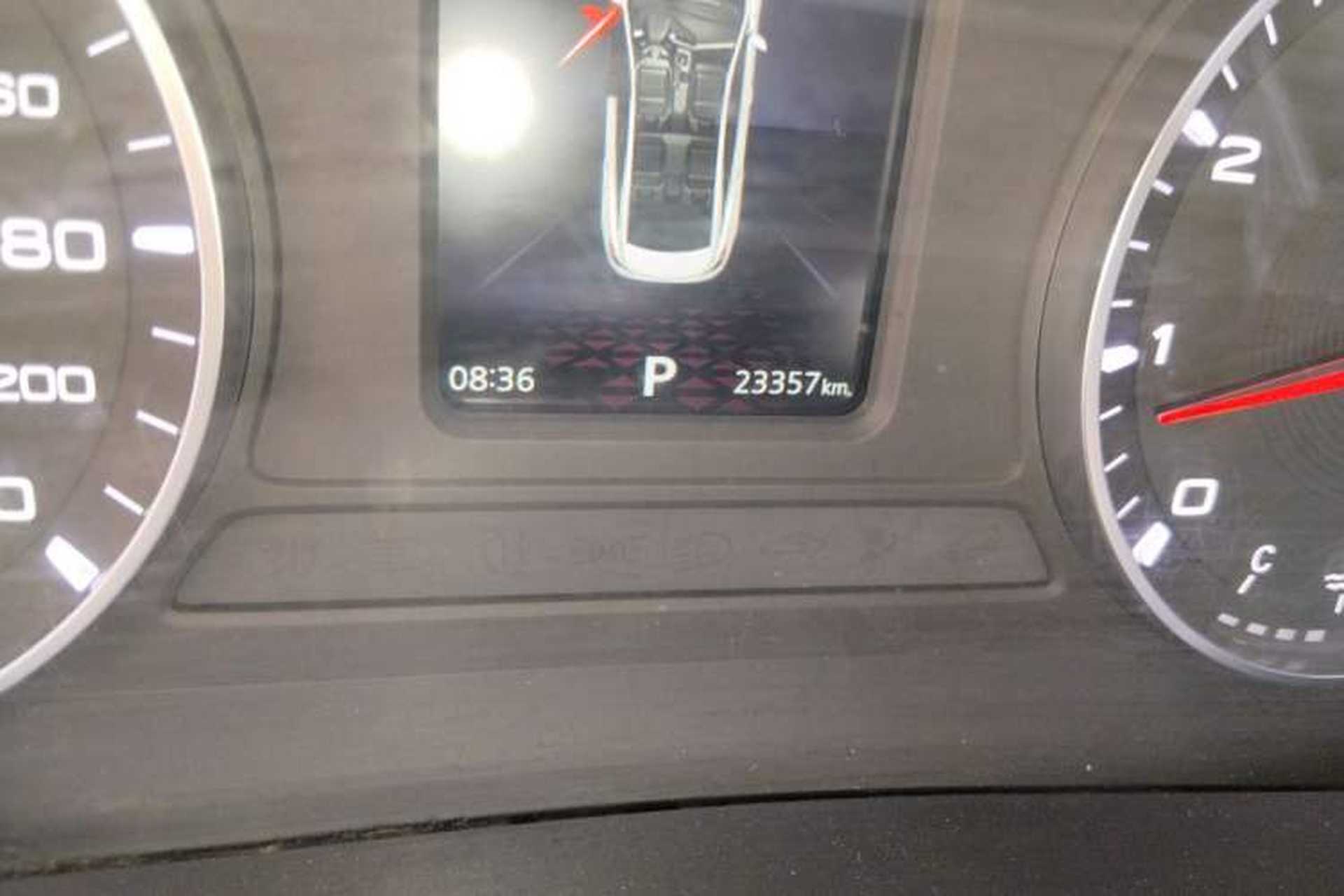 Used MG 5 2023 180 DVVT CVT Luxury Edition Odometer Close Up