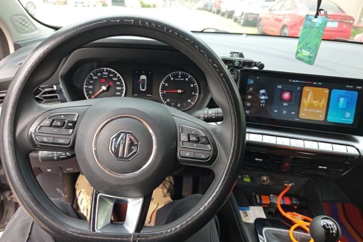 Used MG 5 2023 180 DVVT Manual Fashion Edition Center Console