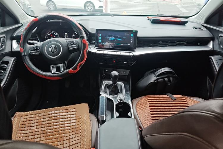 Used MG 5 2023 180 DVVT Manual Fashion Edition Center Console