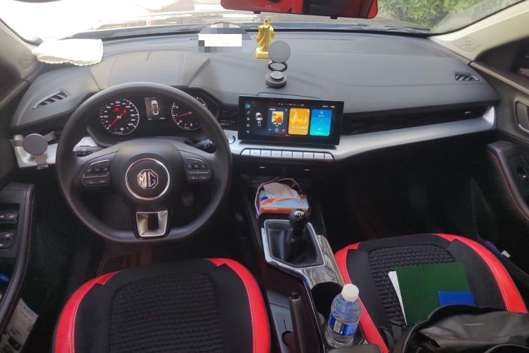 Used MG 5 2023 180 DVVT Manual Fashion Edition Center Console