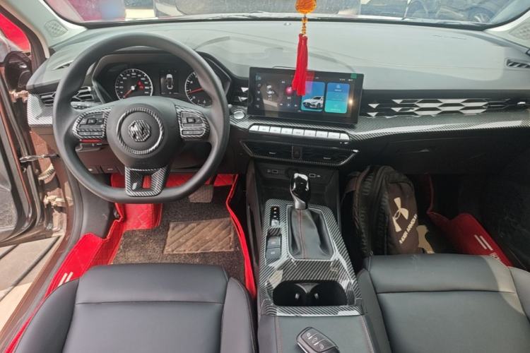 Used MG 5 2023 180 DVVT CVT Fashion Edition Center Console
