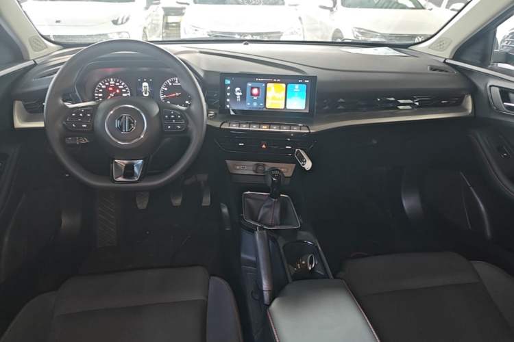 Used MG 5 2023 180 DVVT Manual Fashion Edition Center Console