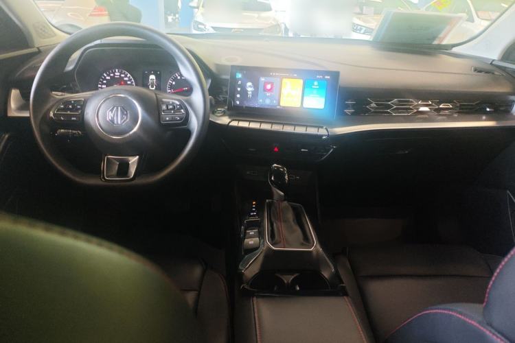 Used MG 5 2023 180 DVVT CVT Fashion Edition Center Console