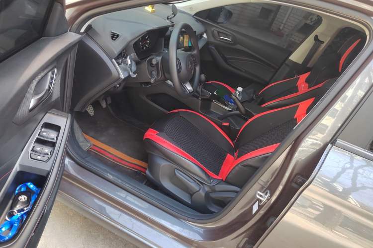 Used MG 5 2023 180 DVVT Manual Fashion Edition Driver Seat