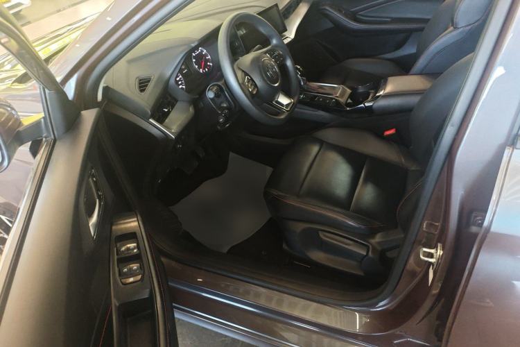 Used MG 5 2023 180 DVVT CVT Fashion Edition Driver Seat