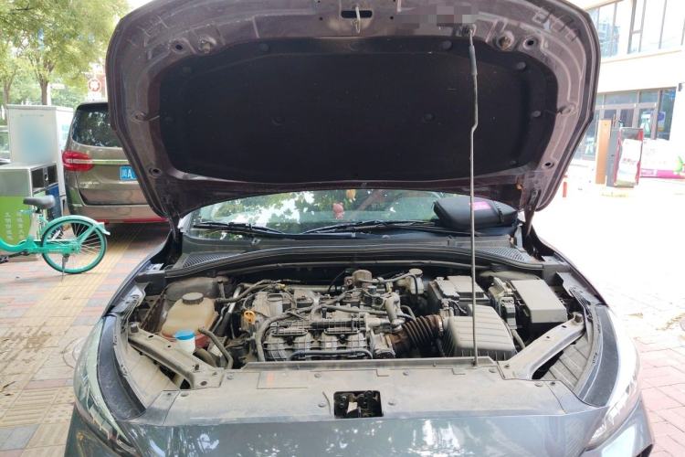 Used MG 5 2023 180 DVVT Manual Fashion Edition Engine Bay
