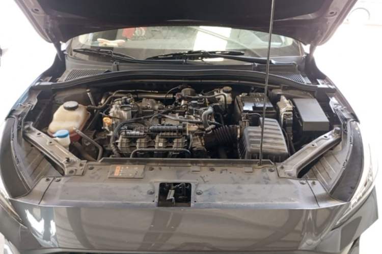 Used MG 5 2023 180 DVVT Manual Fashion Edition Engine Bay