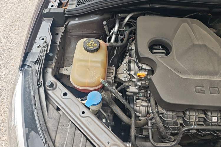 Used MG 5 2023 180 DVVT CVT Luxury Edition Engine Bay Right