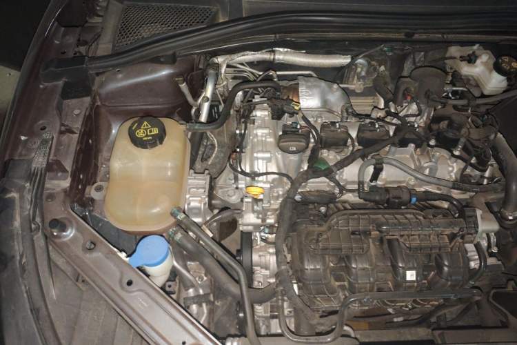Used MG 5 2023 180 DVVT Manual Fashion Edition Engine Bay Right