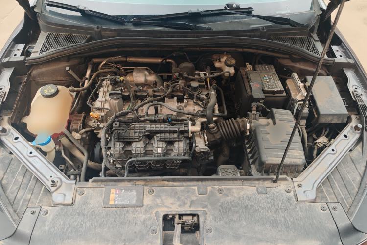 Used MG 5 2023 180 DVVT Manual Luxury Edition Engine Bay