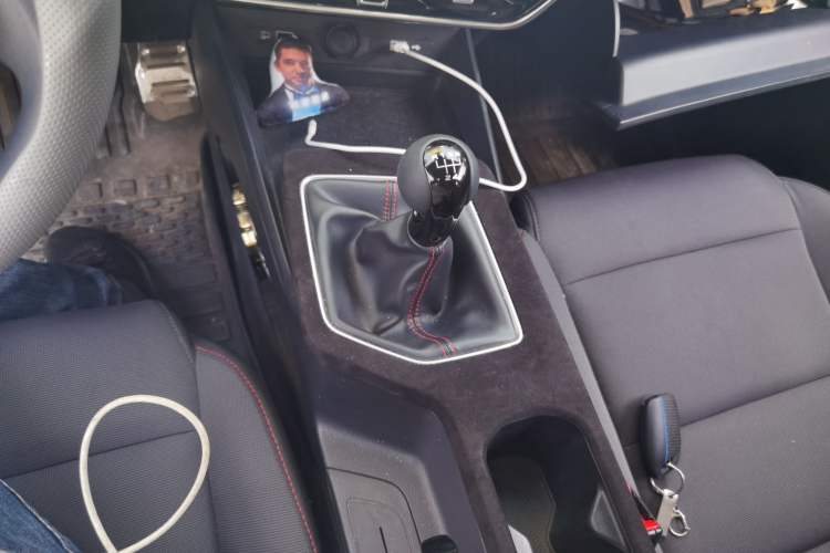 Used MG 5 2023 180 DVVT Manual Fashion Edition Gear Lever