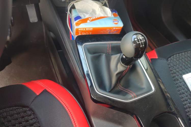 Used MG 5 2023 180 DVVT Manual Fashion Edition Gear Lever
