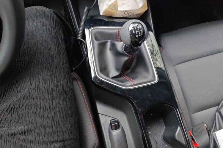 Used MG 5 2023 180 DVVT Manual Fashion Edition Gear Lever