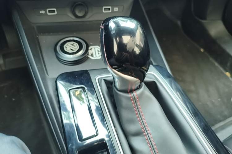 Used MG 5 2023 180 DVVT CVT Flagship Edition Gear Lever