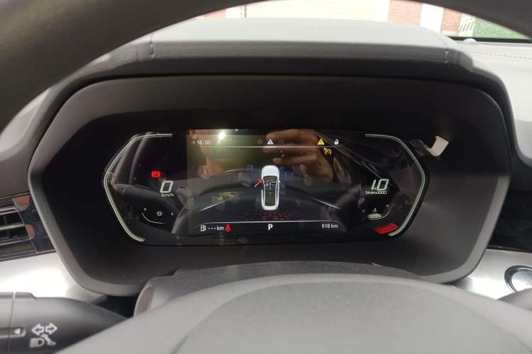 Used MG 5 2023 180 DVVT CVT Luxury Edition Instrument Cluster