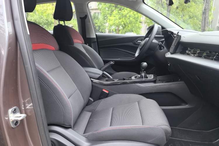 Used MG 5 2023 180 DVVT Manual Fashion Edition Interior 1