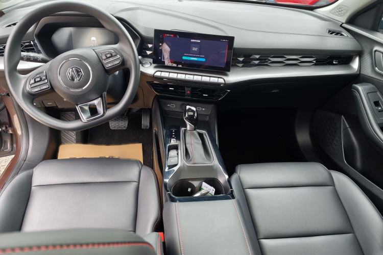 Used MG 5 2023 180 DVVT CVT Luxury Edition Interior 1