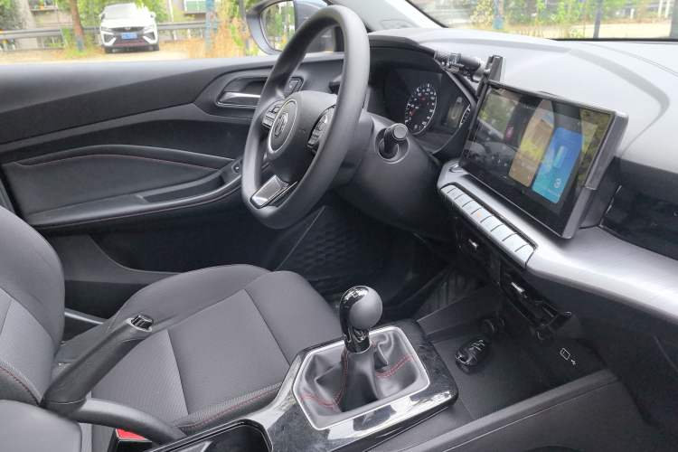 Used MG 5 2023 180 DVVT Manual Fashion Edition Interior 2