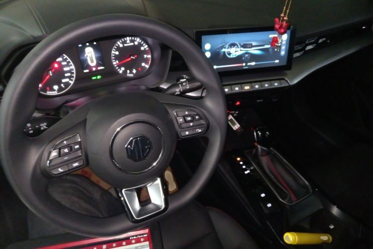 Used MG 5 2023 180 DVVT CVT Fashion Edition Interior 2
