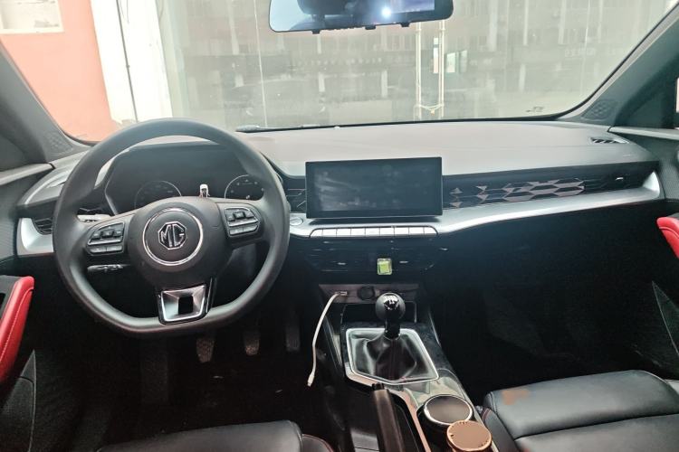 Used MG 5 2023 180 DVVT Manual Luxury Edition Interior 2