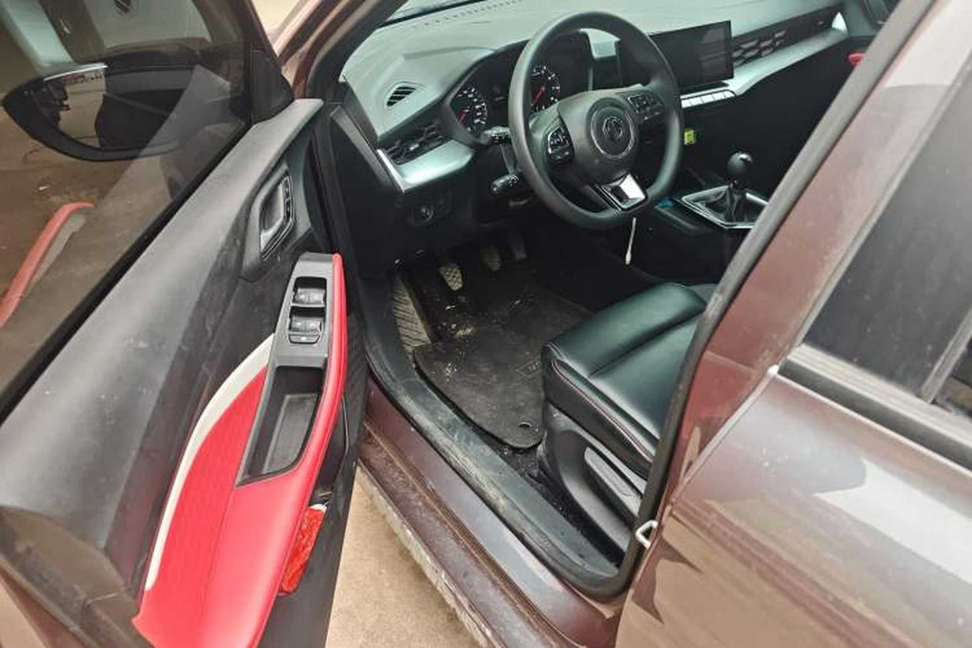 Used MG 5 2023 180 DVVT Manual Luxury Edition Interior 3