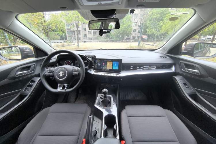 Used MG 5 2023 180 DVVT Manual Fashion Edition Interior 6