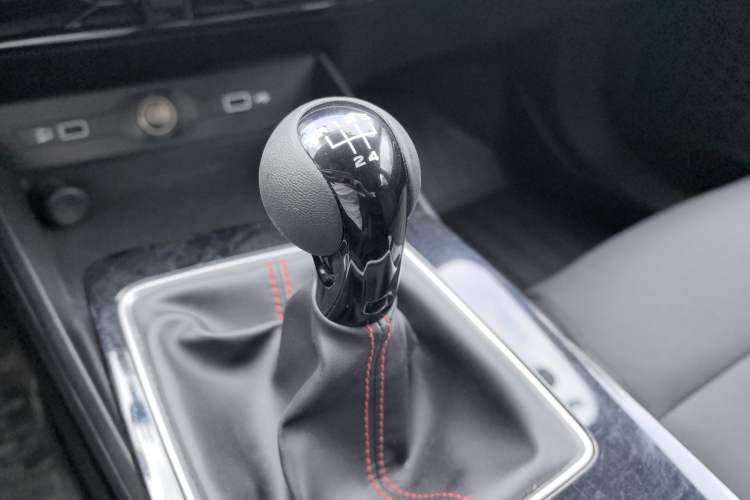 Used MG 5 2023 180 DVVT Manual Fashion Edition Interior 9