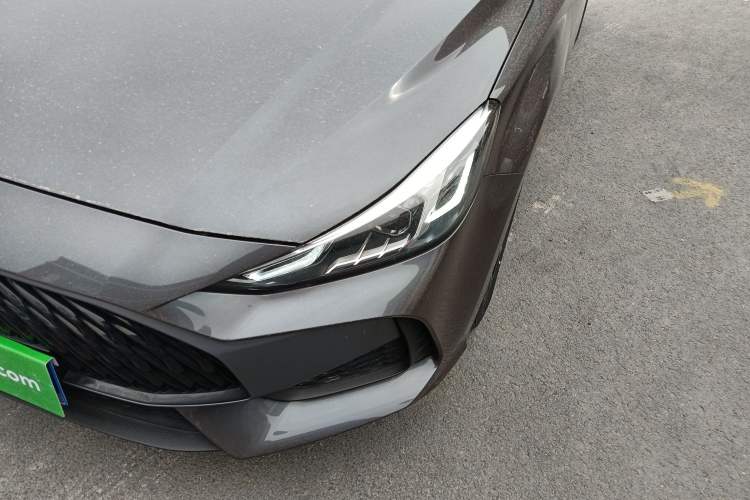 Used MG 5 2023 180 DVVT CVT Luxury Edition Left Front Headlight