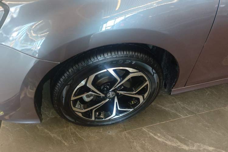 Used MG 5 2023 180 DVVT CVT Fashion Edition Left Front Wheel Hub