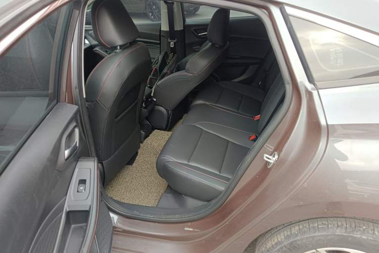 Used MG 5 2023 180 DVVT CVT Luxury Edition Left Rear Seat