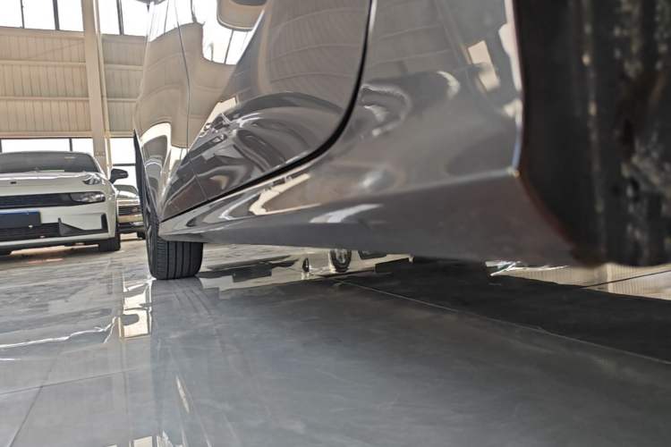 Used MG 5 2023 180 DVVT Manual Fashion Edition Left Side Sill