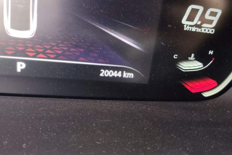 Used MG 5 2023 180 DVVT CVT Luxury Edition Odometer Close Up