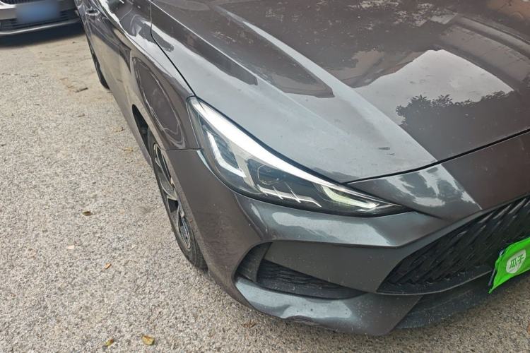 Used MG 5 2023 180 DVVT CVT Luxury Edition Right Front Headlight