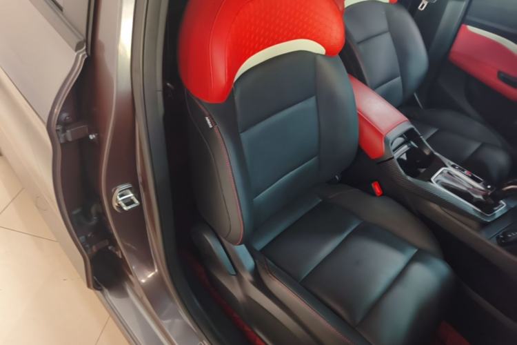 Used MG 5 2023 180 DVVT CVT Luxury Edition Right Front Seat