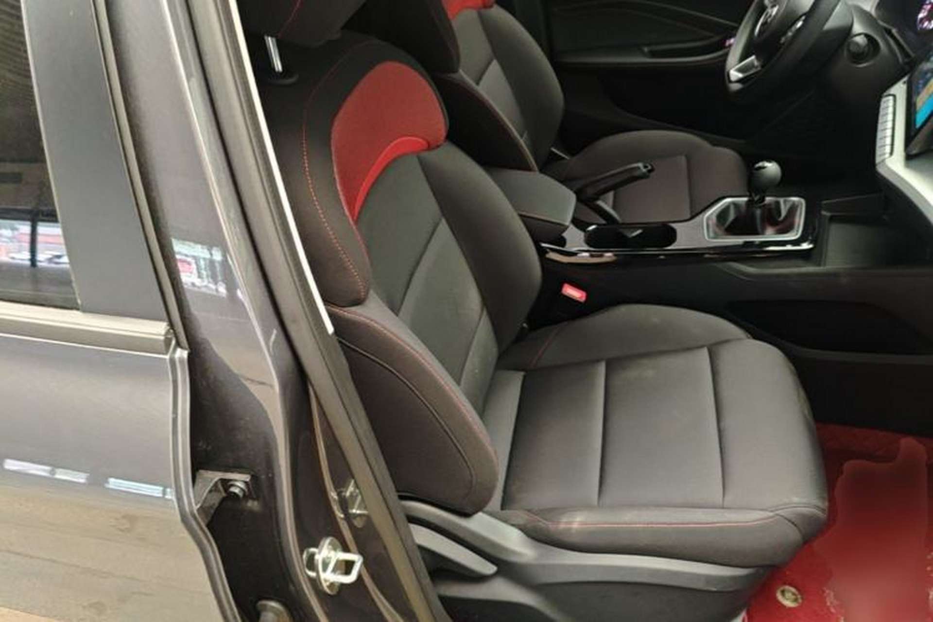 Used MG 5 2023 Facelift Model 180DVVT Manual Fashion Edition Right Front Seat