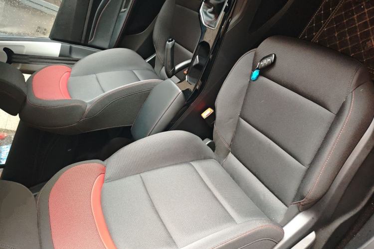 Used MG 5 2023 Facelift Model 180DVVT Manual Fashion Edition Right Front Seat